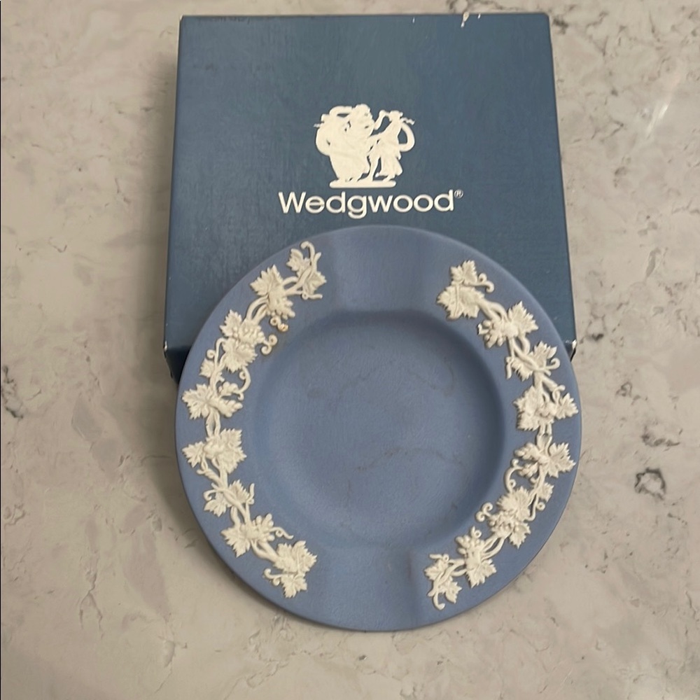 Wedgwood Blue and Cream Floral Plate